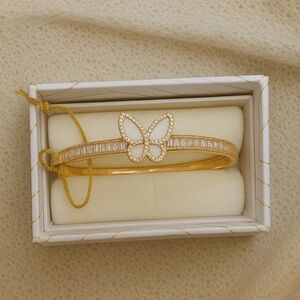 Eye Candy Gold Butterfly Bracelet